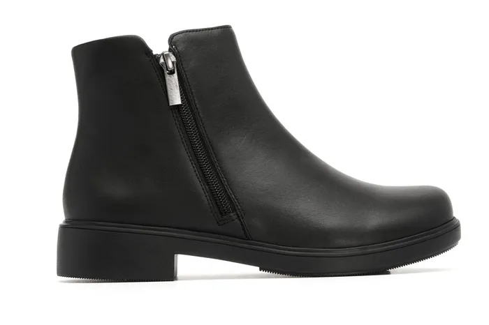ABEO Footwear Compass Zip Black Leather Women Boots ABEO Footwear Compass Zip Black Leather Women Boots