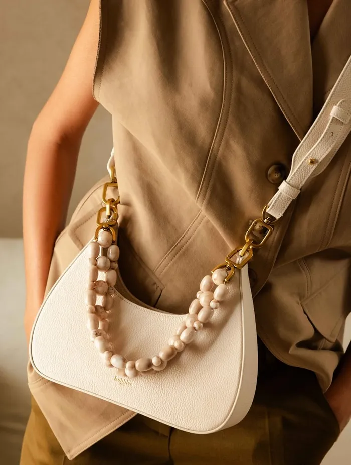 Alria Foam Women Bobbies Bags