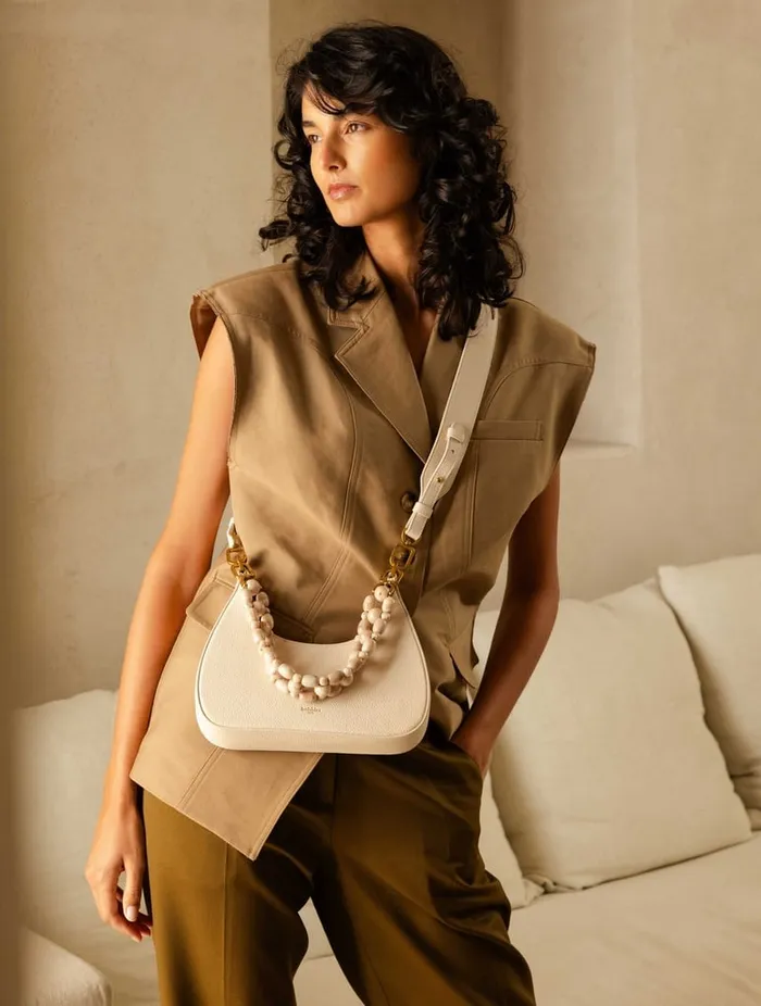 Alria Foam Women Bobbies Bags