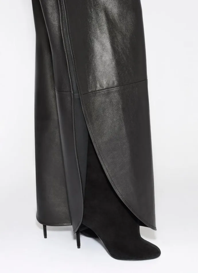 Alaa Pants and Shorts LEATHER PETAL PANTS 8211 Women Alaa Pants and Shorts LEATHER PETAL PANTS 8211 Women