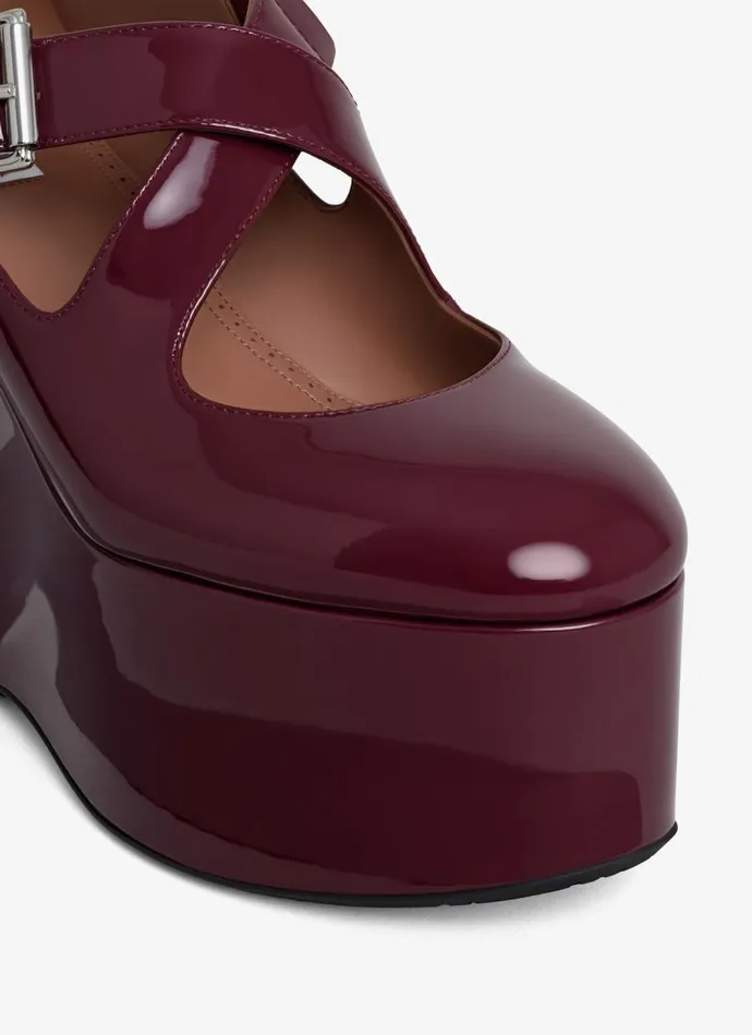 Alaa Sandals CRISS CROSS WEDGES IN PATENT CALFSKIN Red 8211 Women