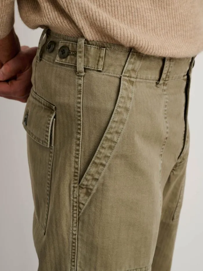 Alex Mill Pants Field Pant In Herringbone Vintage Olive 8211 Men