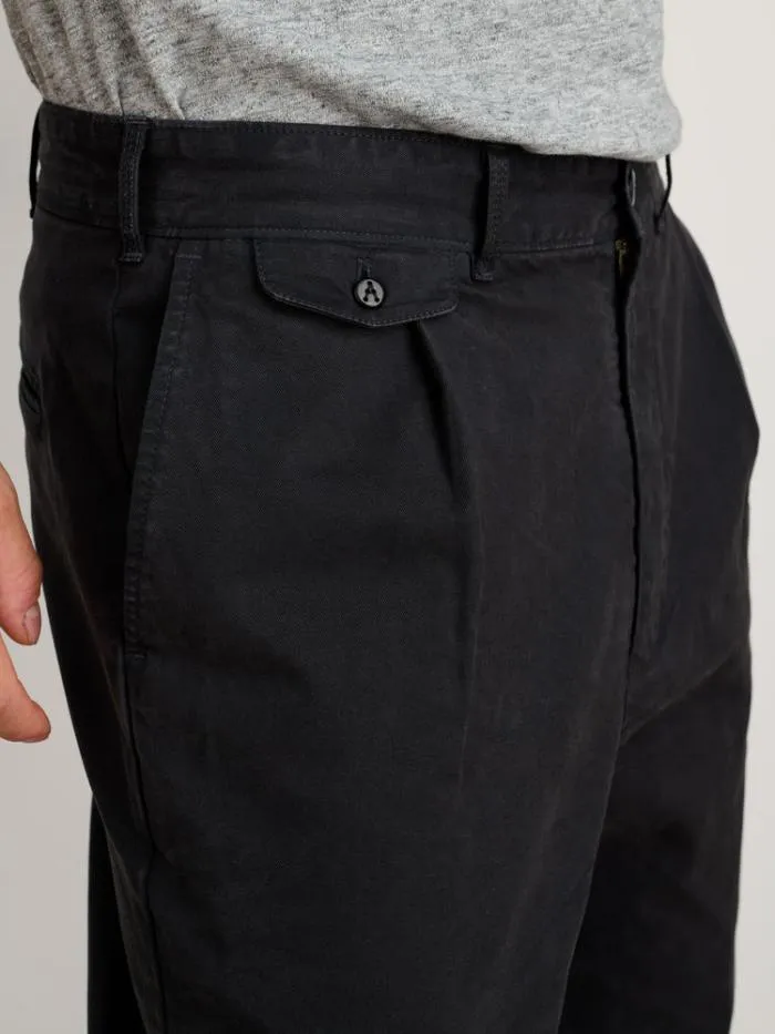 Alex Mill Pants Standard Pleated Pant In Chino Black 8211 Men