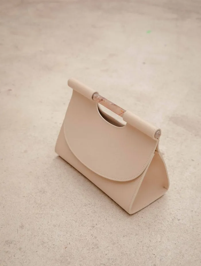 Ancne Beige Women Bobbies Bags