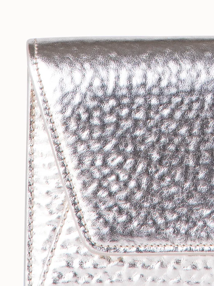 Anouk Envelope In Hammered Leather Stucco Met Women Akris Mini Bags