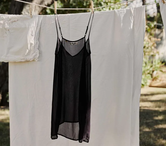 DEN Short Deep VNeck Slip Black Women Slips