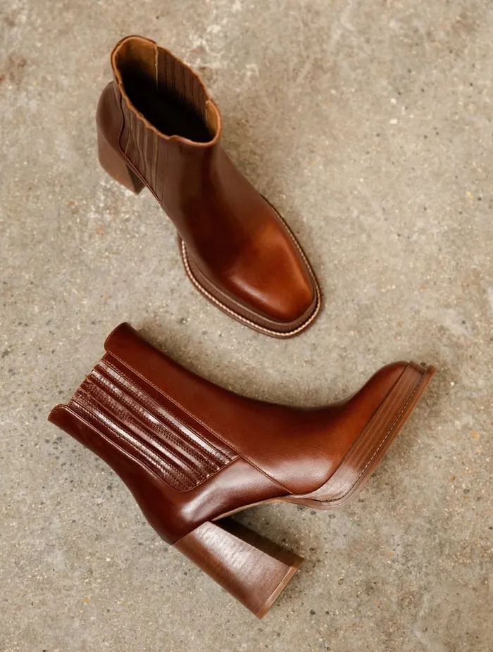 Deva Chestnut Women Bobbies Ankle Boots