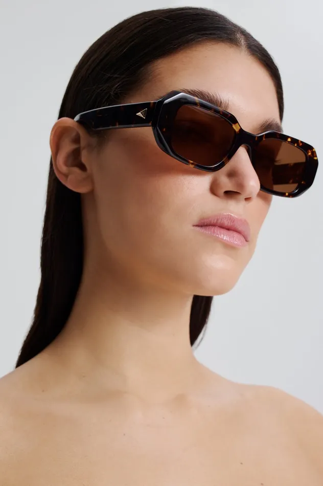 Eyewear ST BOLD RECTANGLE SUNGLASSES TORTSHELL Scanlan Theodore Women