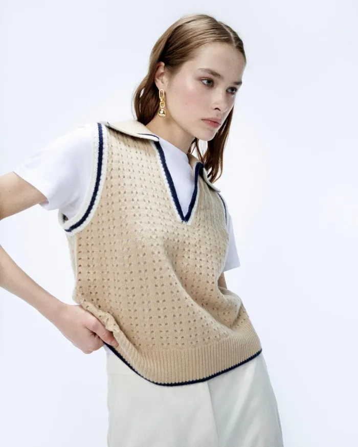 From Future Sleeveless Sweaters Women Polo Neck Sleeveless Sweater Beige