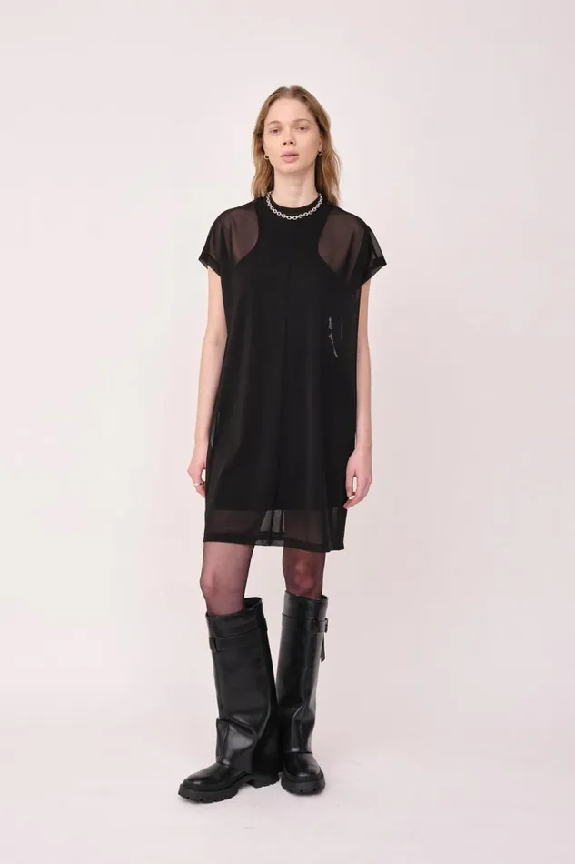 Kenna 8211 Black Women Won Hundred Dresses