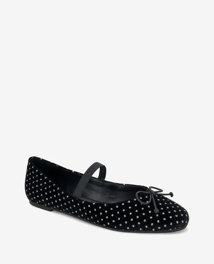 Kenneth Cole Flats and Loafers Women Myra Ballet Flat Black