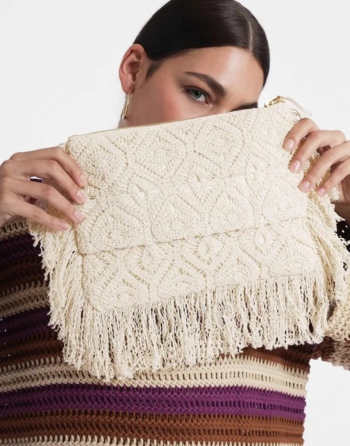 La Doublej Hand Pochette Plaza Cream In Macram Women Bags and Pochettes