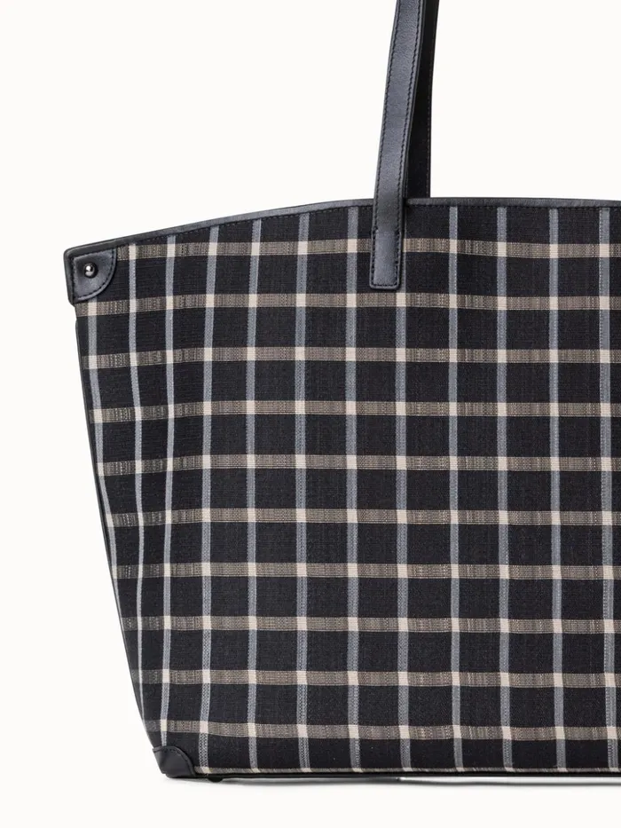 Medium Ai Shoulder Bag In Checked Horsehair Fabric Blackcream Women Akris Tote Bags