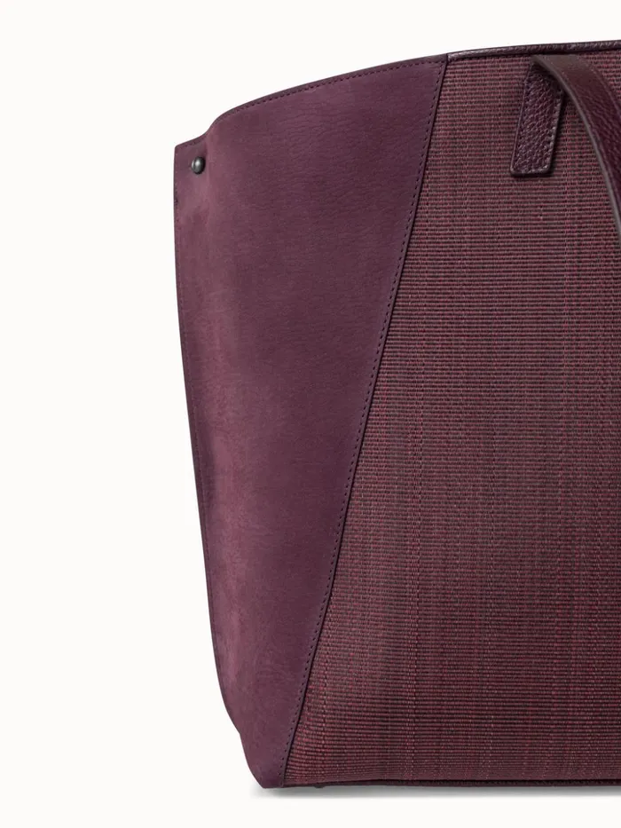 Medium Ai Shoulder Bag In Horsehair And Leather Burgundy Women Akris Shoulder Bags
