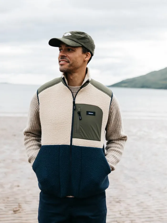 Men Bolster Fleece Gilet Oatmealnavy Finisterre Fleece
