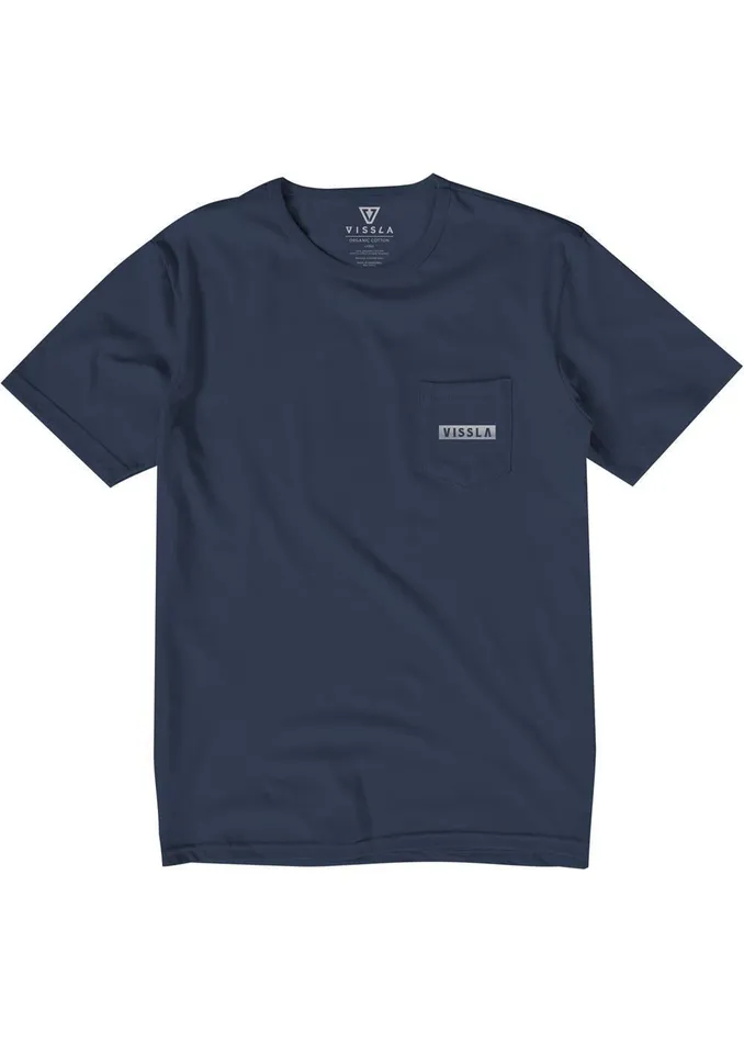 Men Vissla Blockhead Organic Tee Dark Denim Premium Tees Men Vissla Blockhead Organic Tee Dark Denim Premium Tees