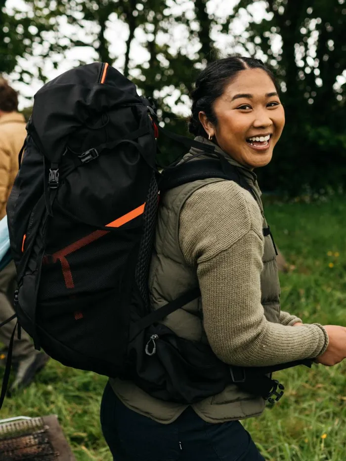 MenWomen Finisterre Gregory Amber 54 Backpack Black Finisterre Bags