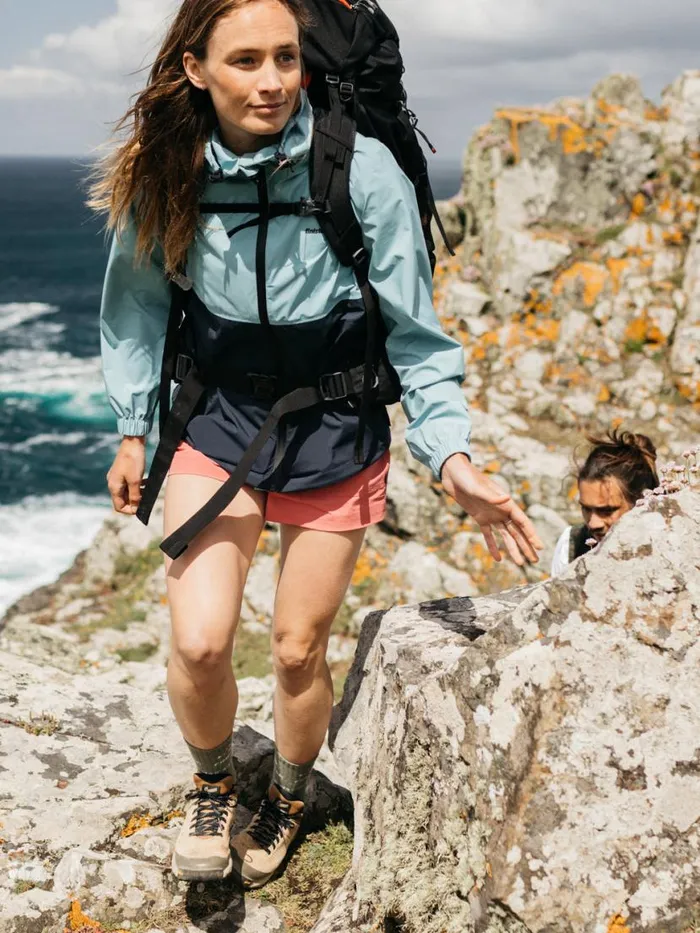 MenWomen Finisterre Gregory Amber 54 Backpack Black Finisterre Bags