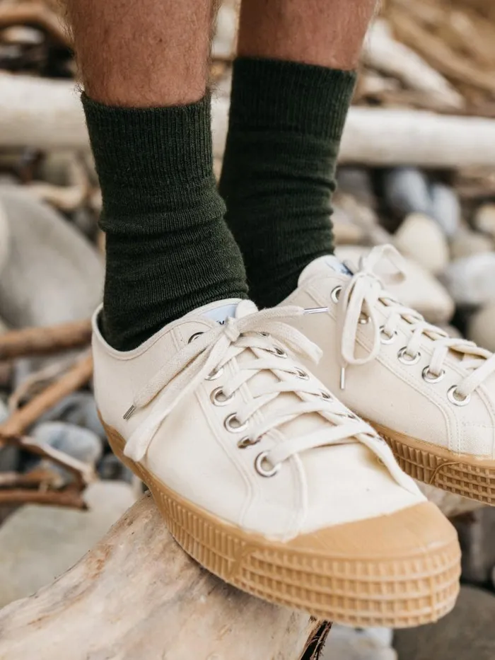 MenWomen Original Sock Khaki Finisterre Socks