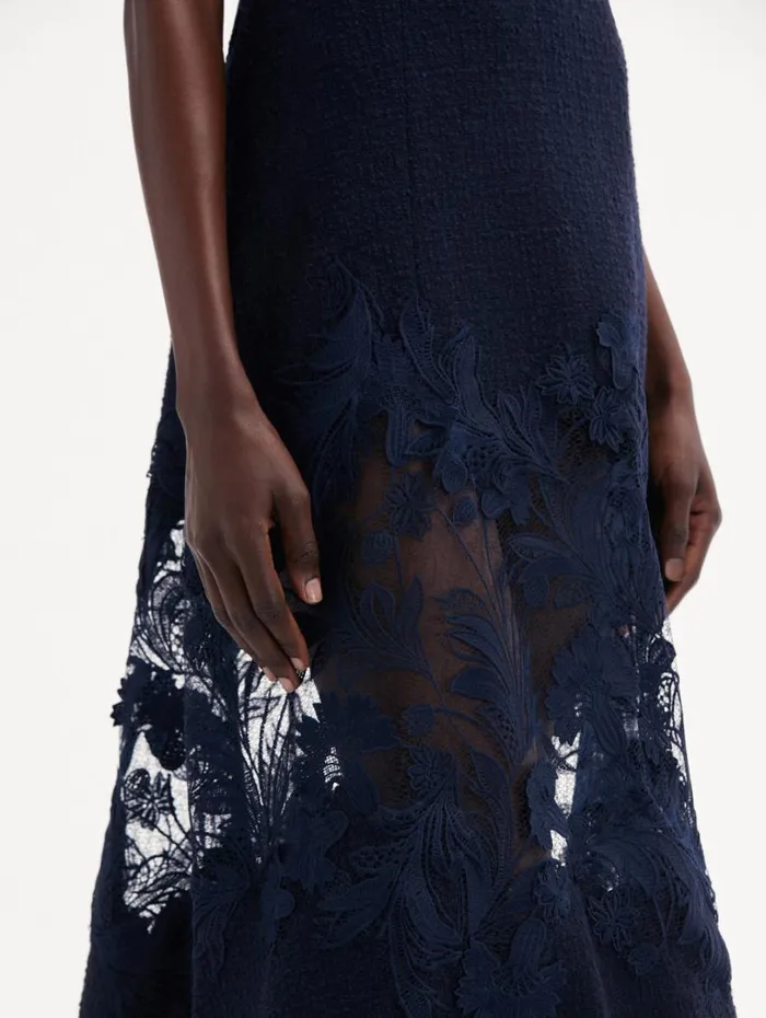 Oscar De La Renta Carnation Guipure Inset Tweed Dress Navy Women Dresses Oscar De La Renta Carnation Guipure Inset Tweed Dress Navy Women Dresses