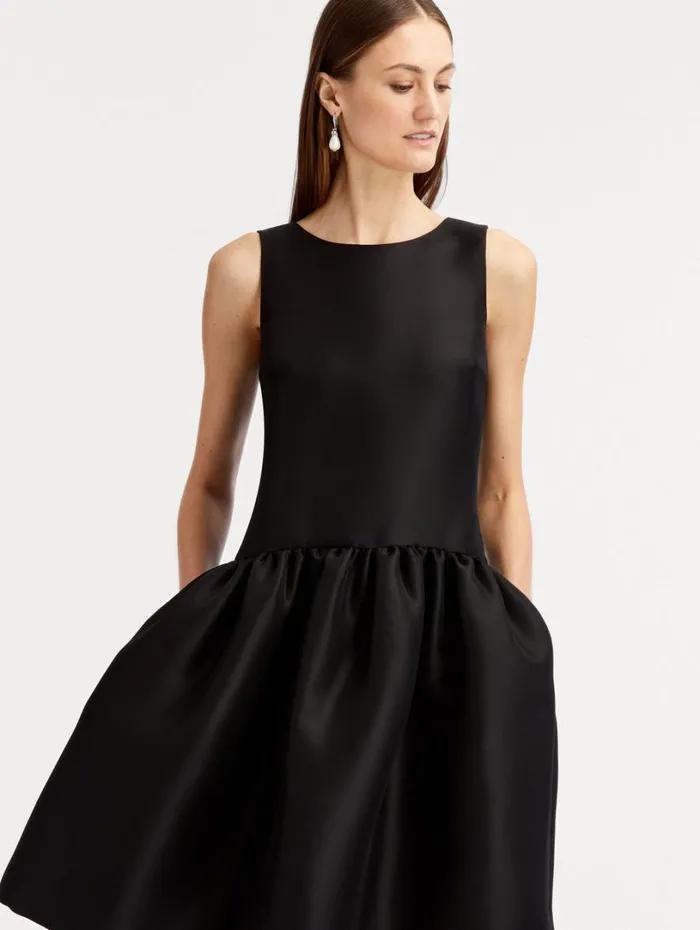 Oscar De La Renta Silk Drop Waist Cocktail Dress Black Women Dresses Oscar De La Renta Silk Drop Waist Cocktail Dress Black Women Dresses