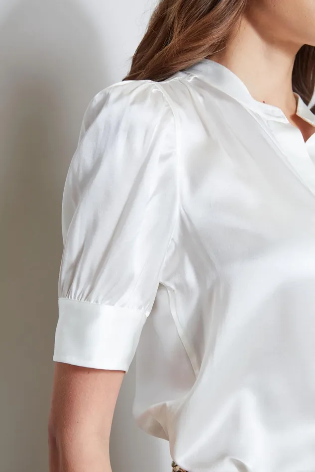 Outlet 8211 Women Suiting Elie Tahari Silk Satin Ruched Sleeve Shirt Fresh Pearl