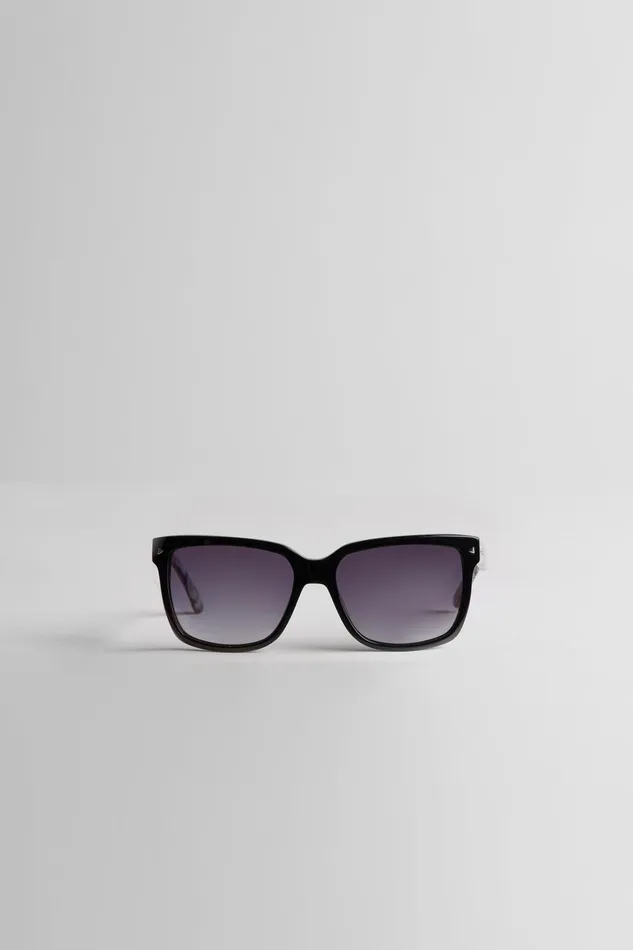 Outlet 8211 Women Sunglasses Elie Tahari Classic Rectangle Sunglasses Blackgrey Pearl