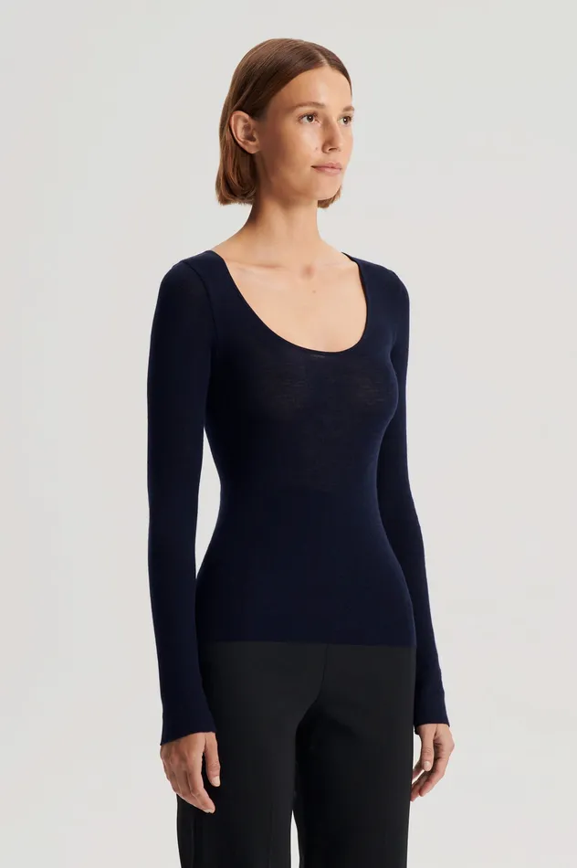 Scanlan Theodore BABYWOOL SCOOP NECK NAVY ALL Women Knitwear Scanlan Theodore BABYWOOL SCOOP NECK NAVY ALL Women Knitwear