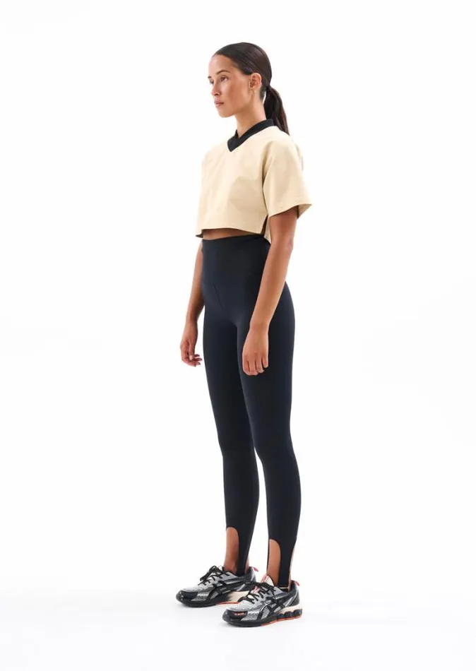 Shop BASERUNNER LEGGING IN BLACK PE Nation Leggings