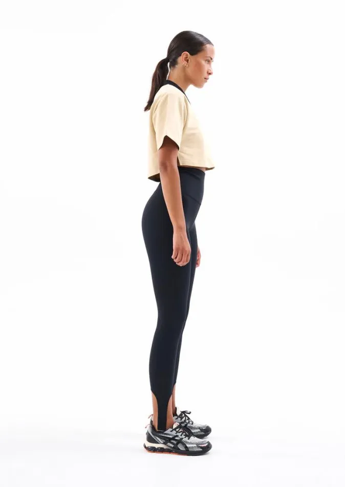 Shop BASERUNNER LEGGING IN BLACK PE Nation Leggings