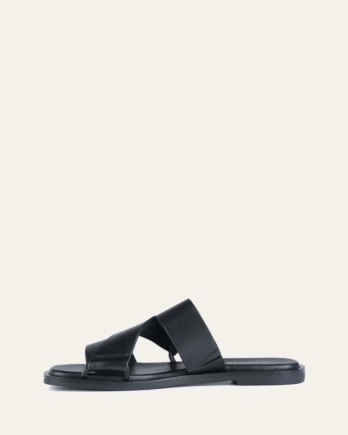 SLIDES jomercer Women Shelby flat slides black leather SLIDES jomercer Women Shelby flat slides black leather