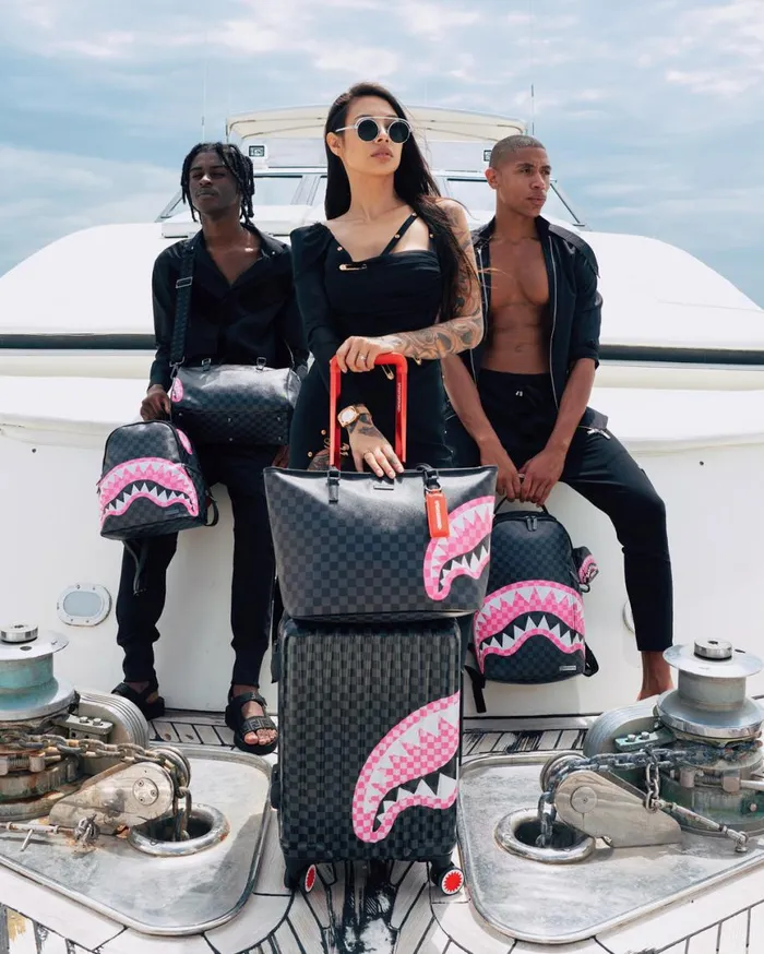 SPRAYGROUND Backpacks SHARKS IN CANDY QUATTRO BACKPACK 8211 Universal SPRAYGROUND Backpacks SHARKS IN CANDY QUATTRO BACKPACK 8211 Universal