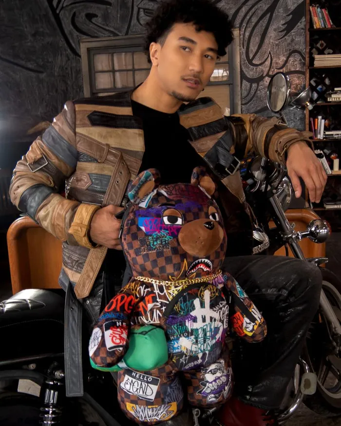 SPRAYGROUND Backpacks SHARKS IN PARIS THE RIZZ MONEYBEAR TEDDYBEAR BACKPACK 8211 Universal SPRAYGROUND Backpacks SHARKS IN PARIS THE RIZZ MONEYBEAR TEDDYBEAR BACKPACK 8211 Universal