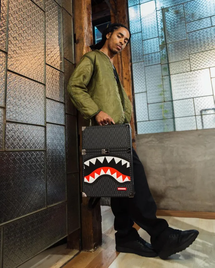 SPRAYGROUND Backpacks SPRAYGATTI REVV CHATURANGA SHARK 1900 BACKPACK 8211 Universal