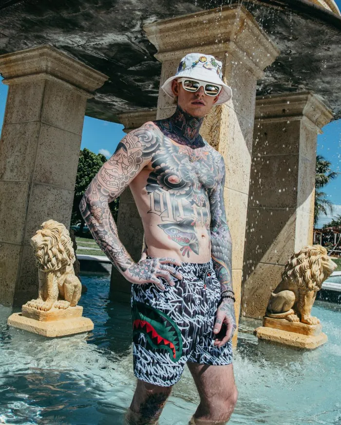 SPRAYGROUND Swimwear SCRIBBLE SHARK SHOTO SWIM TRUNKS 8211 Universal SPRAYGROUND Swimwear SCRIBBLE SHARK SHOTO SWIM TRUNKS 8211 Universal