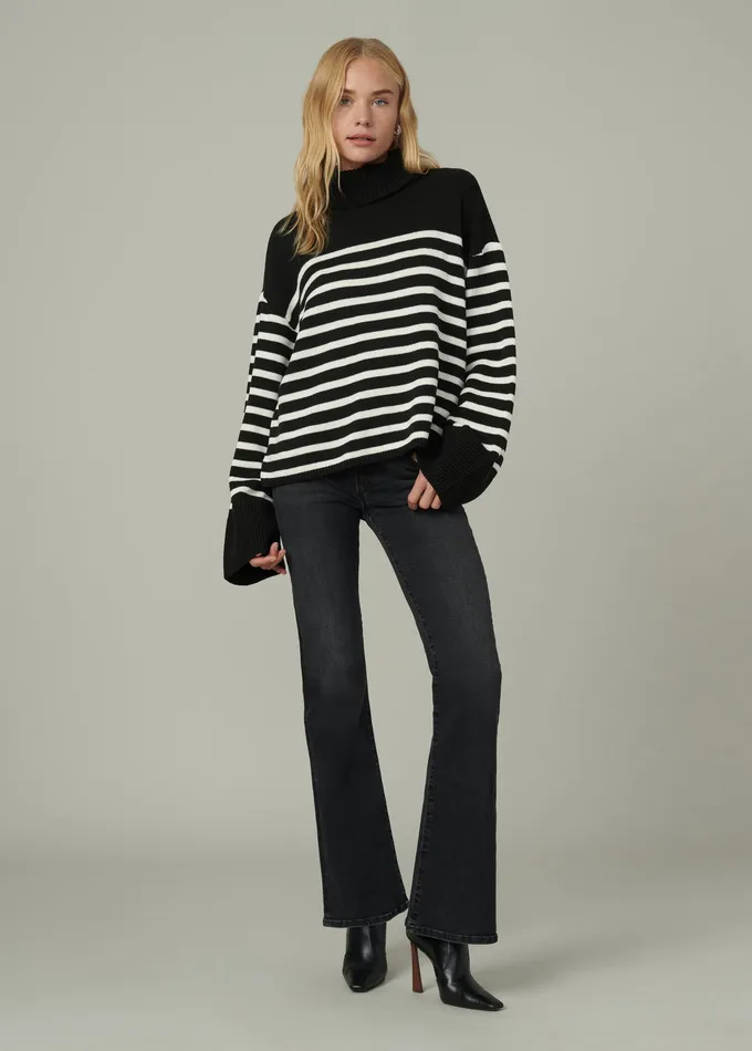 THE MOLLY All I Got Flare Joe8217s Jeans Women