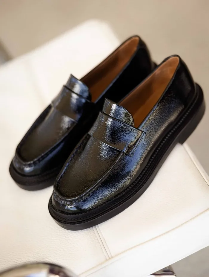 Tracy Black Vinyl Women Bobbies Loafers and Derbies