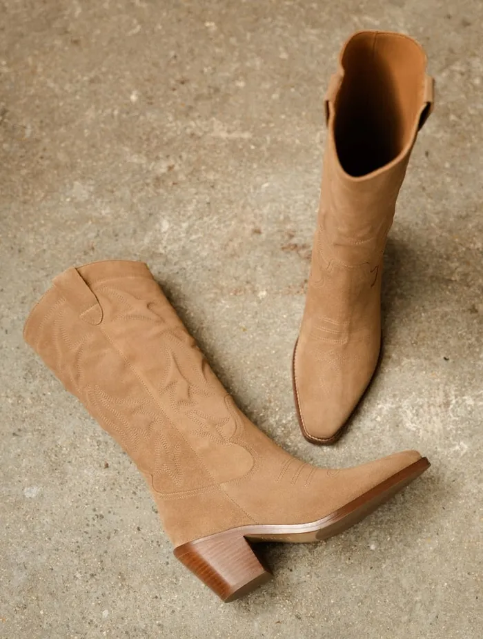 Vick Antelope Women Bobbies Knee High Boots