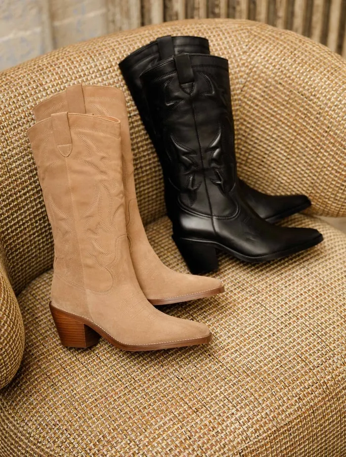 Vick Antelope Women Bobbies Knee High Boots
