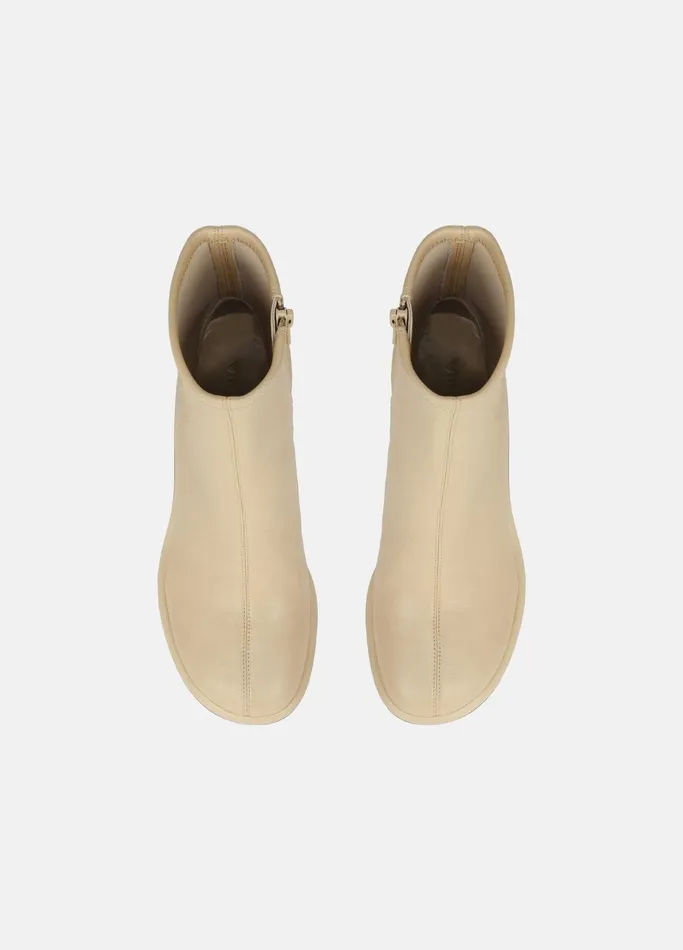 Vince Loafers and Mules Women Freya Leather Ankle Boot Macadamia Beige