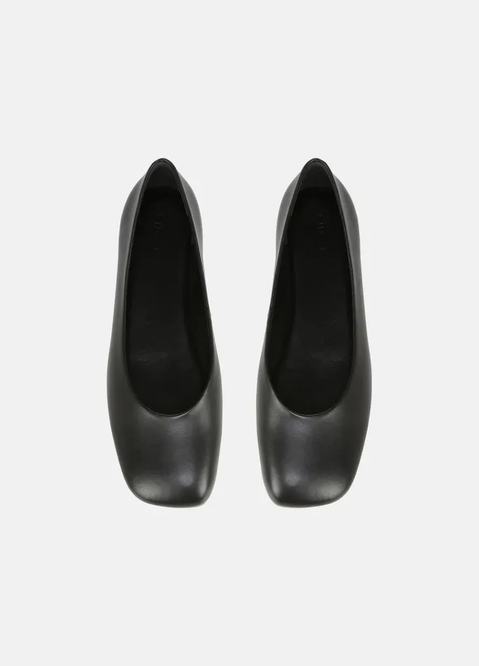 Vince Loafers and Mules Women Leah Leather Flat Black