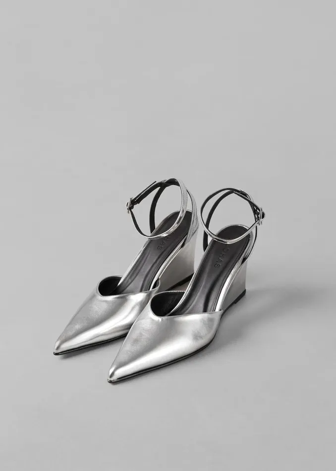 Women Alohas Polly Shimmer Leather Pumps 8211 Silver The Frankie Shop