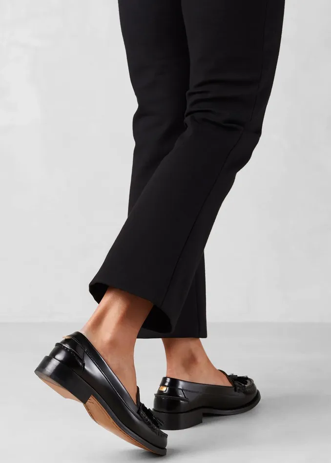 Women Alohas Terrane Leather Loafers 8211 Black The Frankie Shop