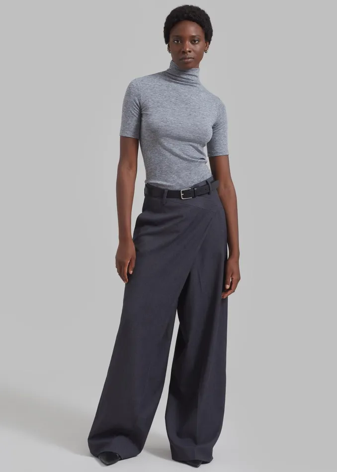 Women Amelia Mockneck Top 8211 Grey The Frankie Shop Tops