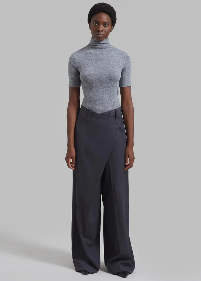 Women Amelia Mockneck Top 8211 Grey The Frankie Shop Tops