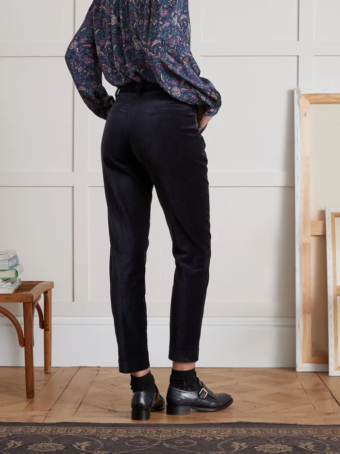 Women Cyrillus Clothing Estelle Velour Cigarette Trousers Encre