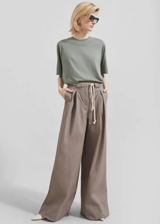 Women Harper Soft Organic TShirt 8211 Light Khaki The Frankie Shop Tops
