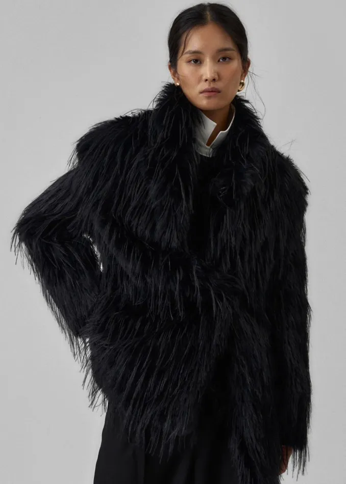 Women Hythe Faux Fur Coat 8211 Black The Frankie Shop Outerwear