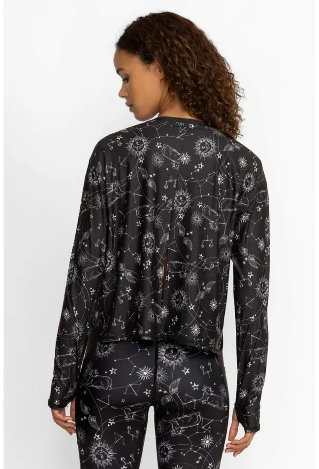 Women Johnny Was Active Promisino Step Hem Tee W Flyaway Back Bijou