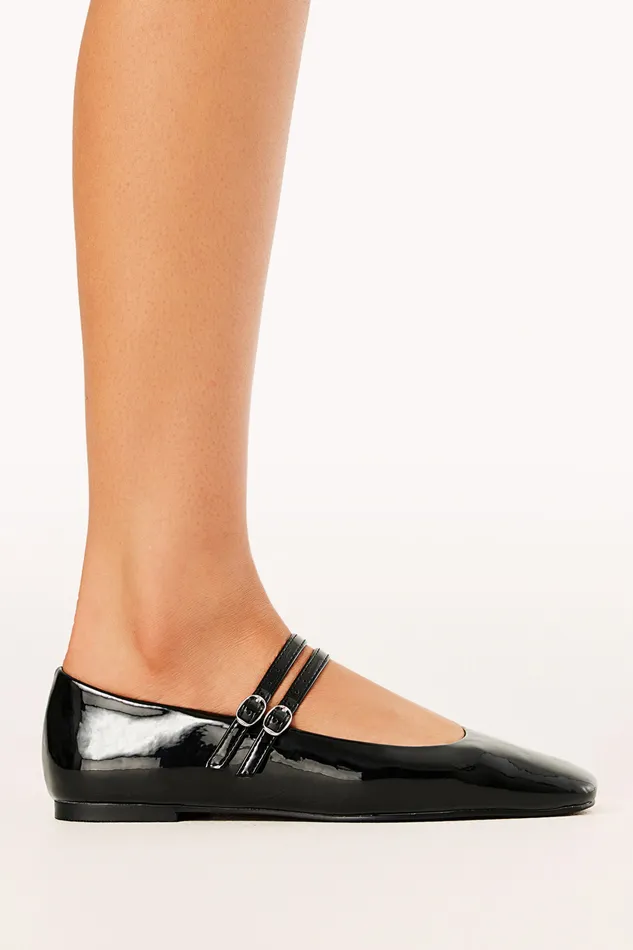 Women petalandpup Finnegan Flats 8211 Black Patent Black Patent Flats
